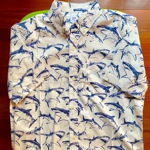 GAP Boys Button Down Dress Shirt 🦈-NWT